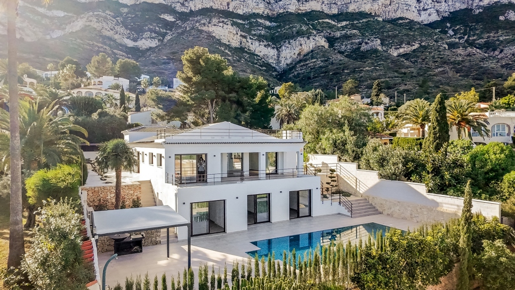 4 bed villa in Denia