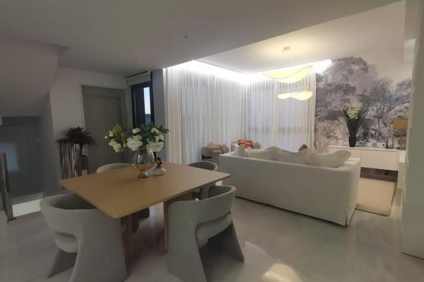 6 bed villa in Orihuela Costa