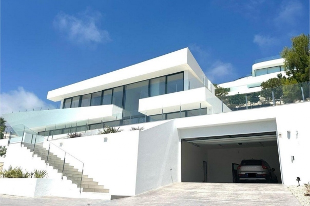 4 bed casa / chalet in Benissa