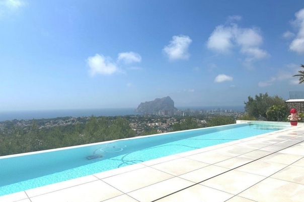 4 bed casa / chalet in Benissa