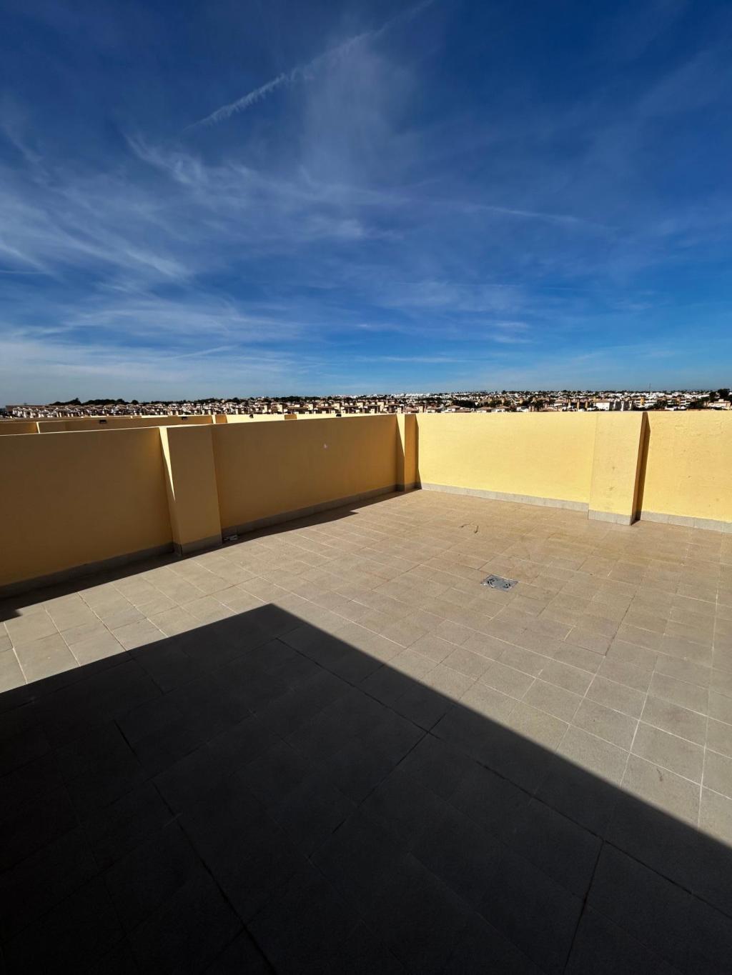2 bed apartment in Orihuela Costa