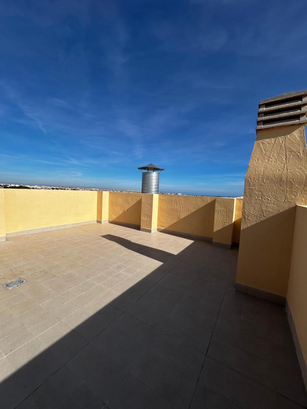 2 bed apartment in Orihuela Costa