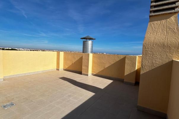 2 bed apartment in Orihuela Costa
