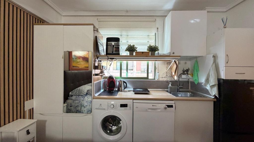 2 bed apartment in Alicante/Alacant