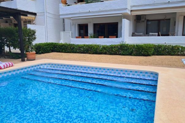 2 bed apartment in Altea