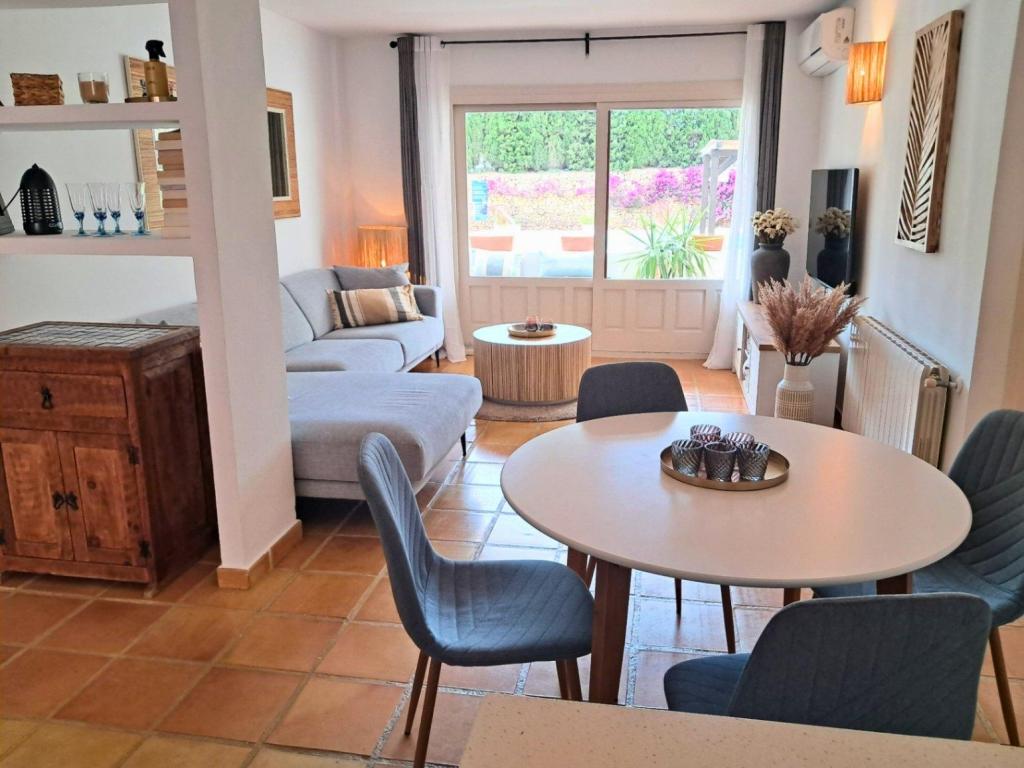 2 bed apartment in Altea