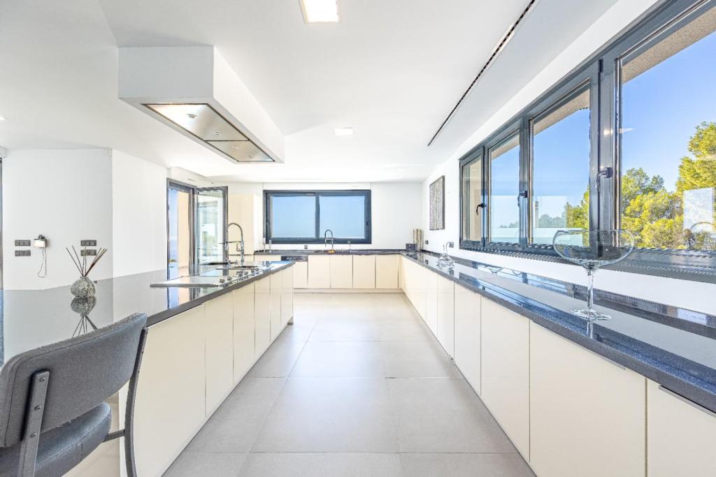 5 bed villa in Altea