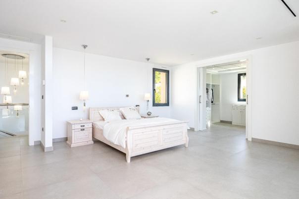 5 bed villa in Altea