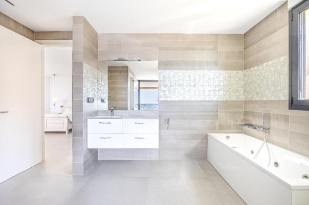 5 bed villa in Altea