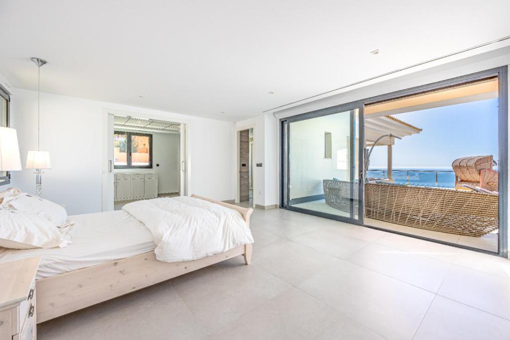 5 bed villa in Altea