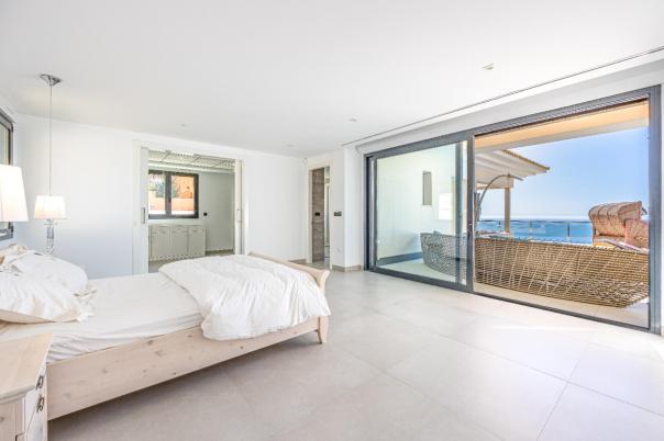 5 bed villa in Altea