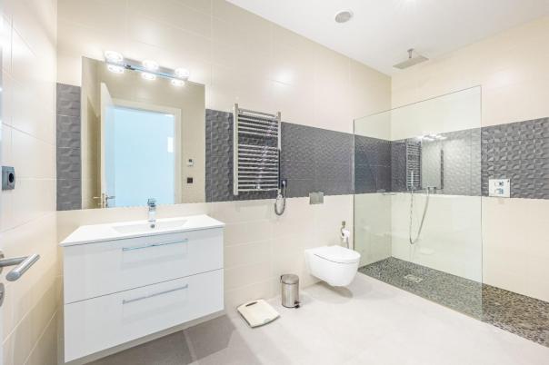 5 bed villa in Altea