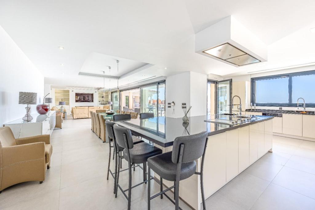 5 bed villa in Altea