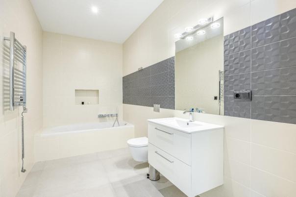 5 bed villa in Altea