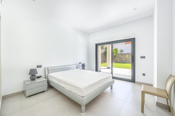 5 bed villa in Altea