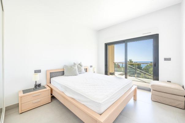 5 bed villa in Altea