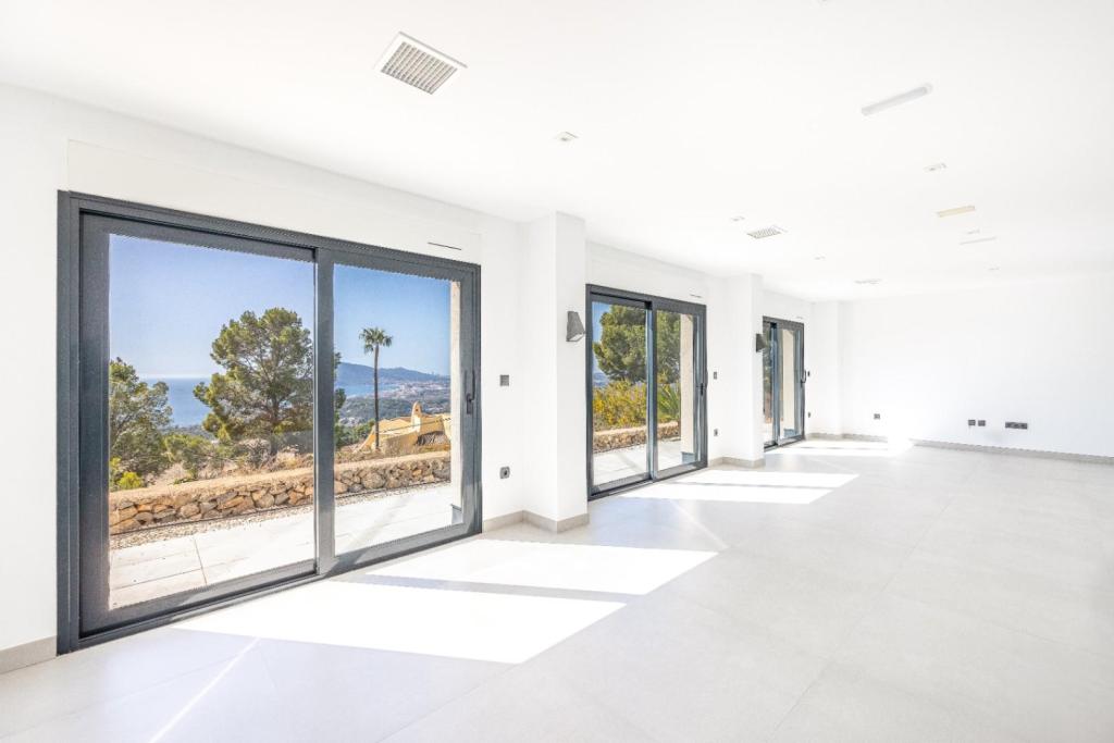 5 bed villa in Altea