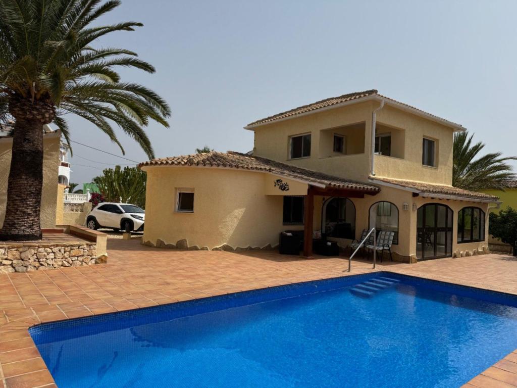 3 bed villa in Moraira