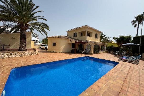 3 bed villa in Moraira