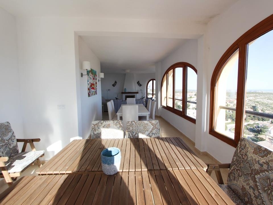 5 bed villa in Benitachell