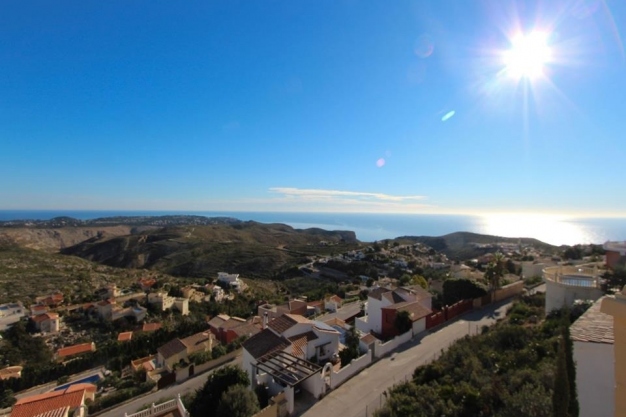 5 bed villa in Benitachell