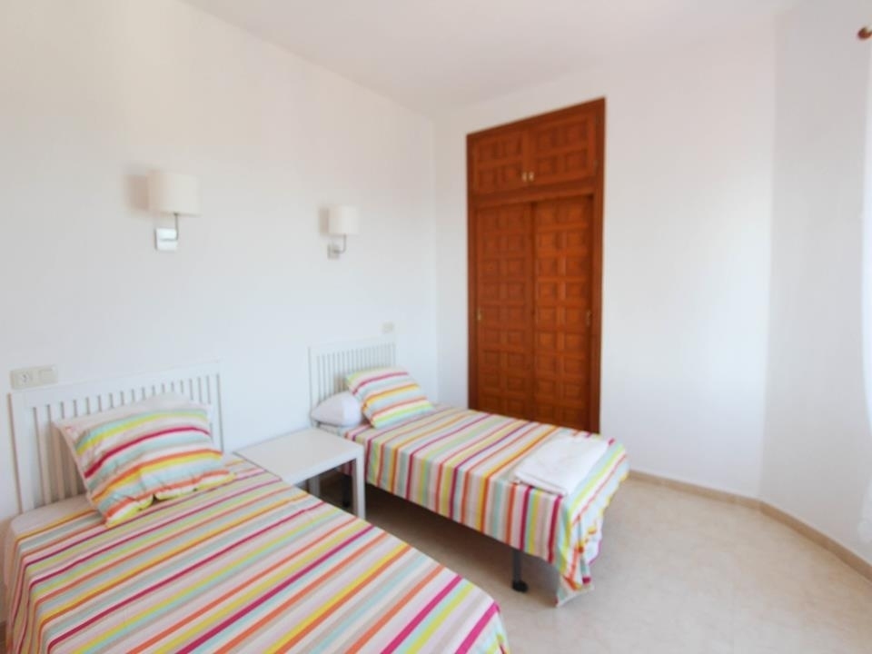 5 bed villa in Benitachell