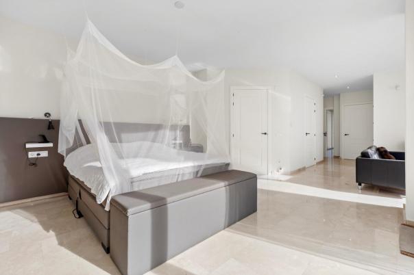 9 bed villa in Altea