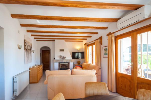 5 bed villas in Benissa