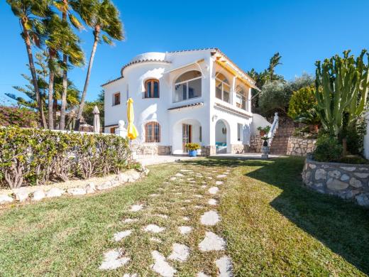5 bed villas in Benissa