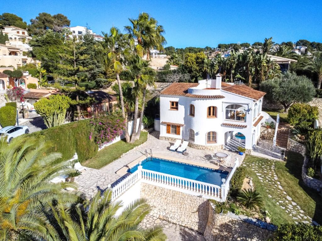 5 bed villas in Benissa