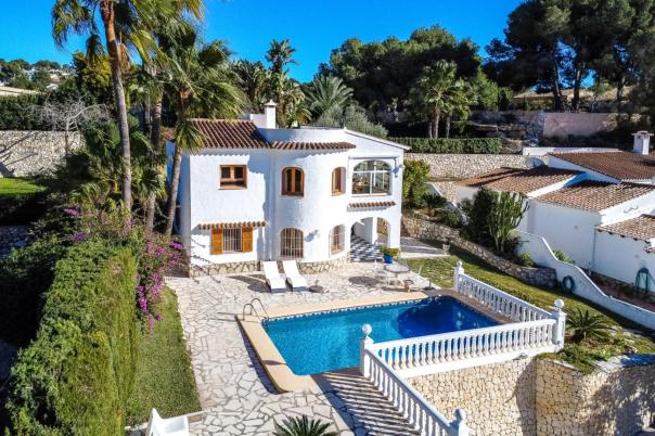 5 bed villas in Benissa