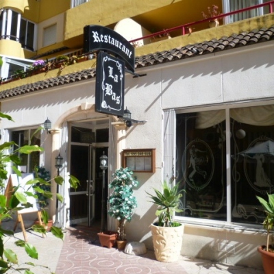 Restaurant La Bas - French Restaurant