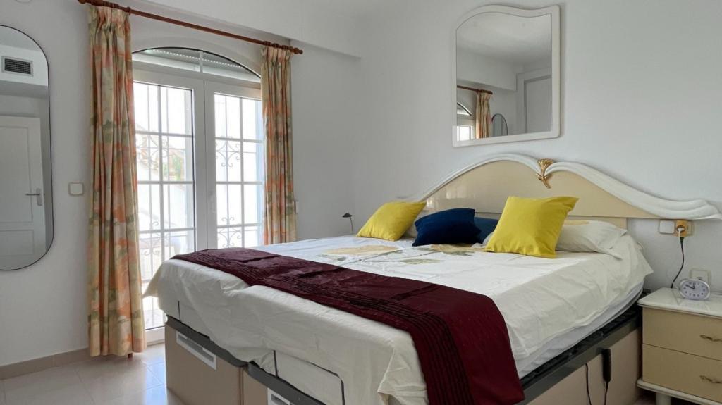 2 bed apartment in Moraira