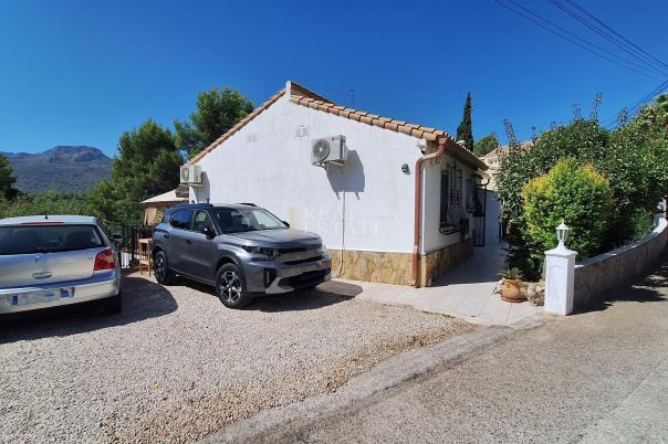 2 bed villa in Alcalalí