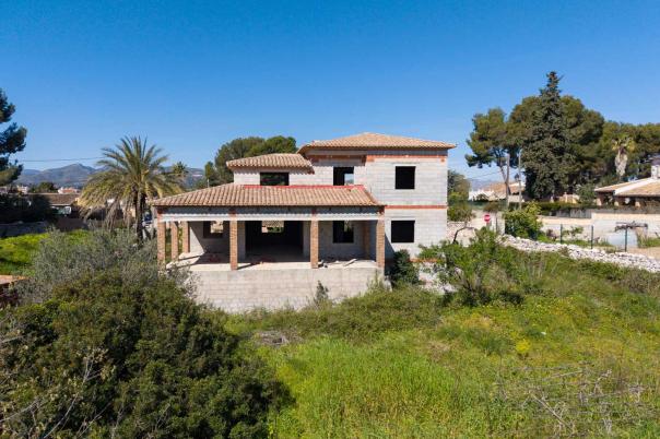 3 bed villa in Gata de Gorgos