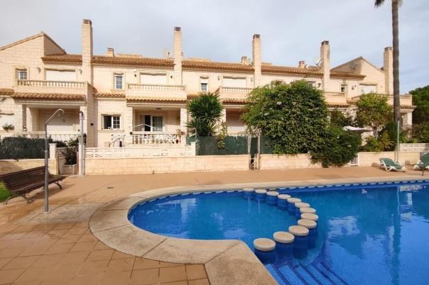 3 bed bungalow in Albir