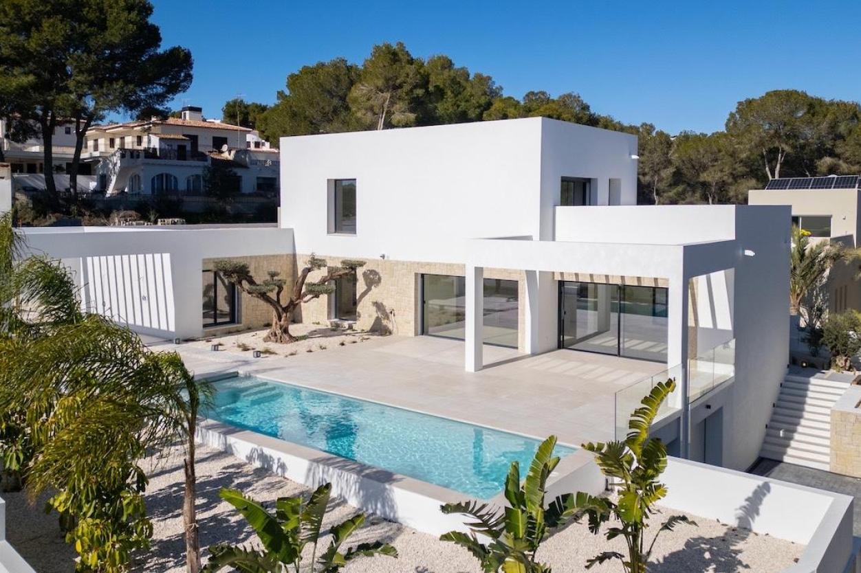 4 bed villas in Moraira