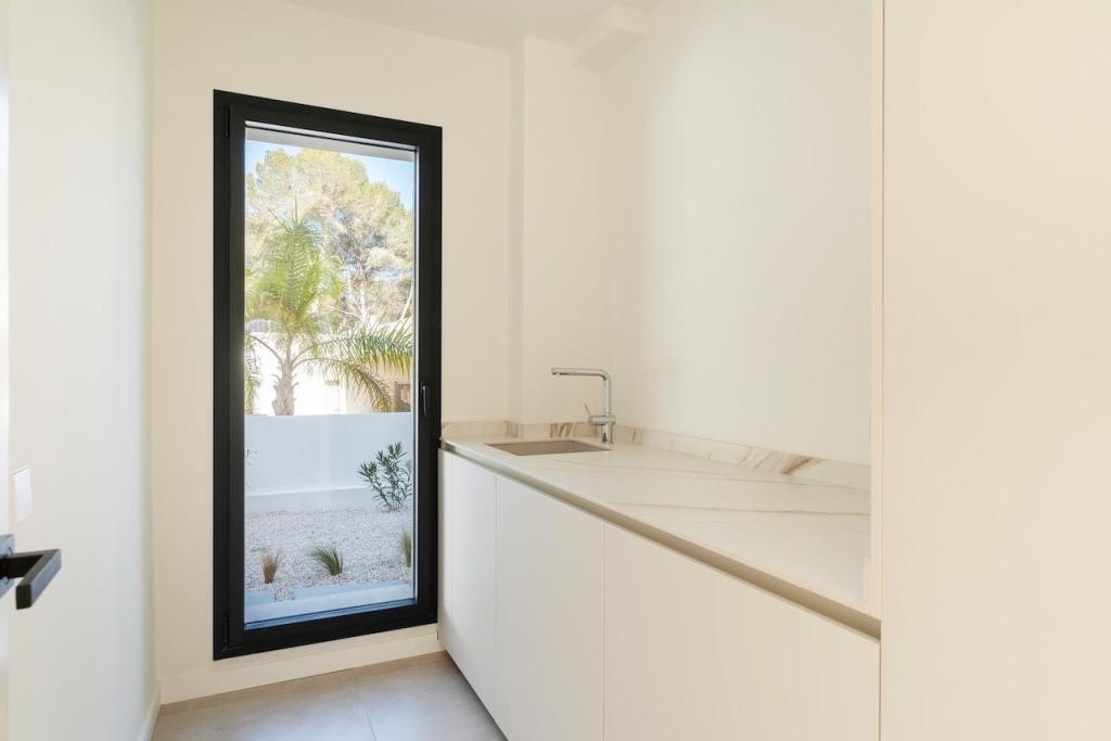 4 bed villas in Moraira