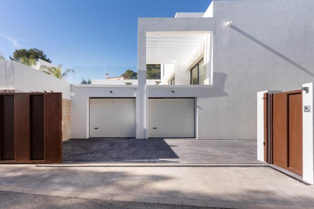 4 bed villas in Moraira
