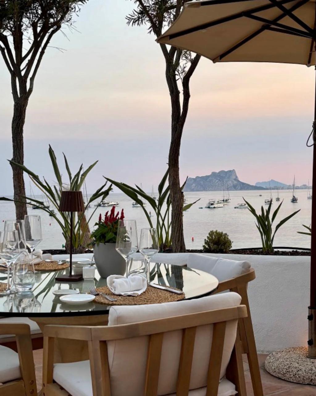 Sea-View Restaurants in Moraira: Where to Eat by the Water