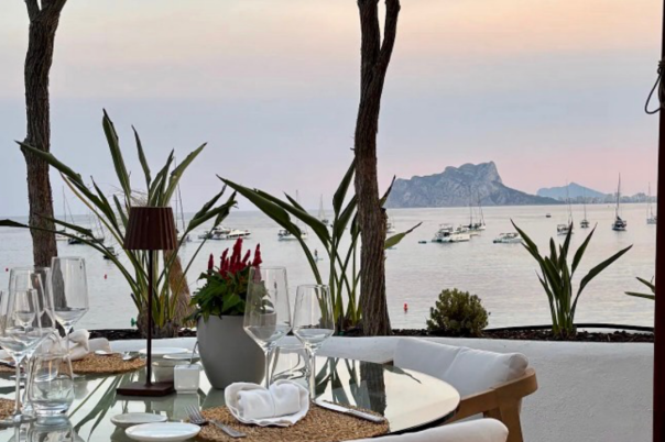 Sea-View Restaurants in Moraira: Where to Eat by the Water