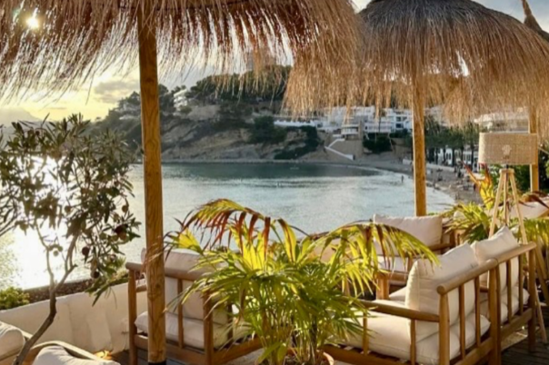 Sea-View Restaurants in Moraira: Where to Eat by the Water