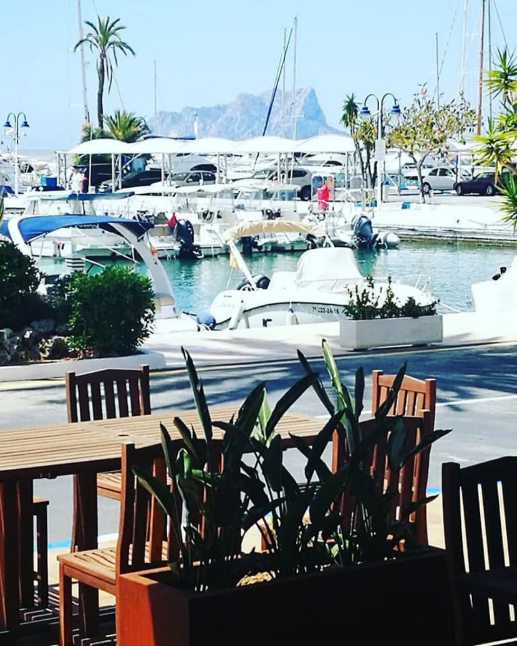 Sea-View Restaurants in Moraira: Where to Eat by the Water