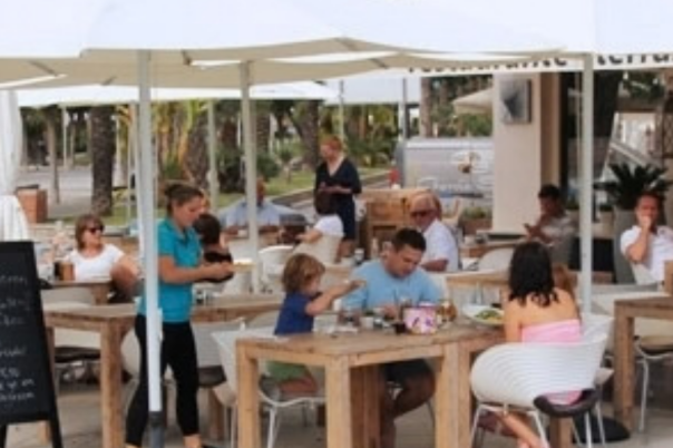 Sea-View Restaurants in Moraira: Where to Eat by the Water
