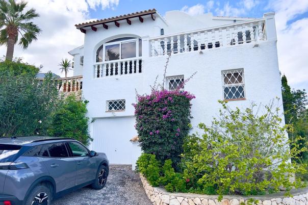 3 bed villa in Moraira