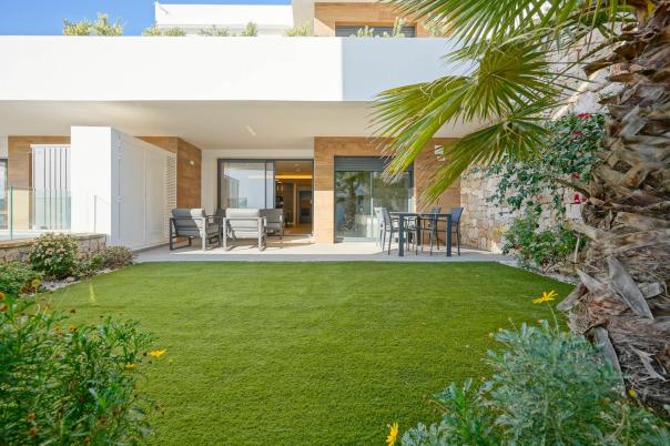 2 bed apartment in Benitachell
