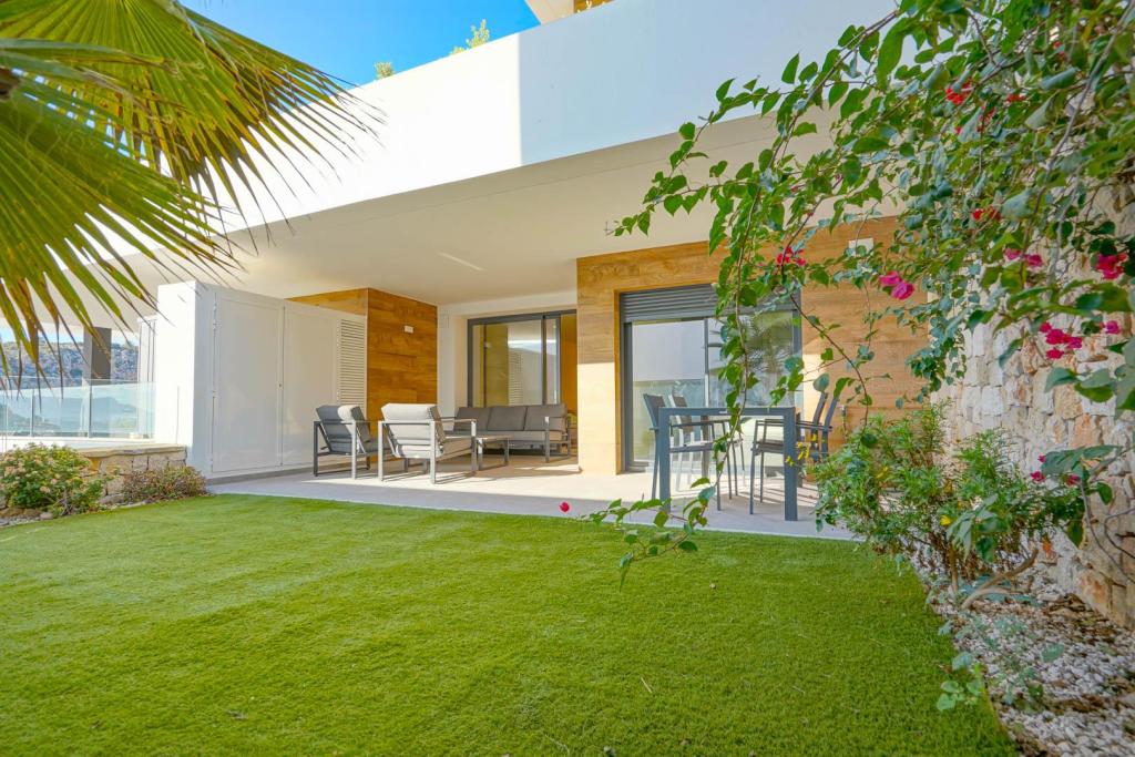2 bed apartment in Benitachell