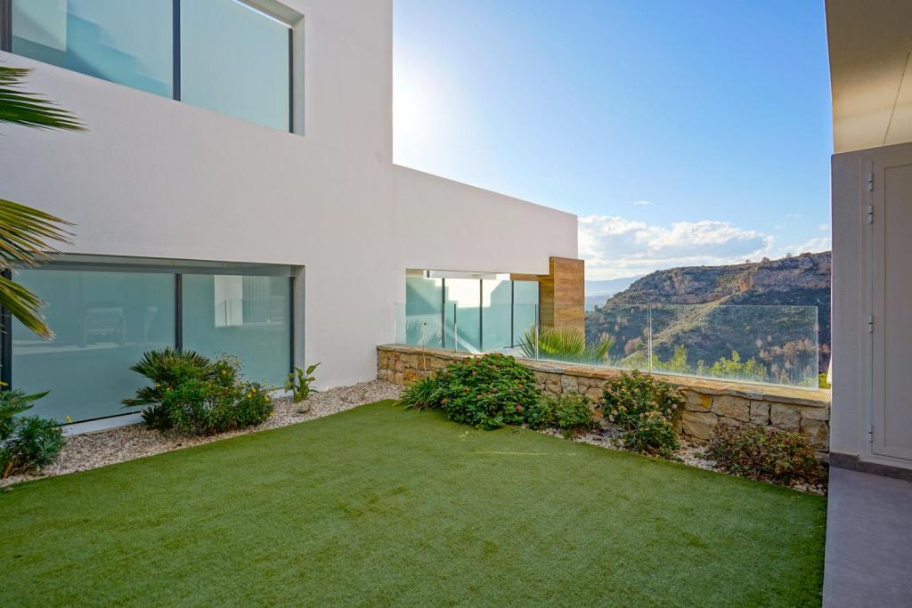 2 bed apartment in Benitachell