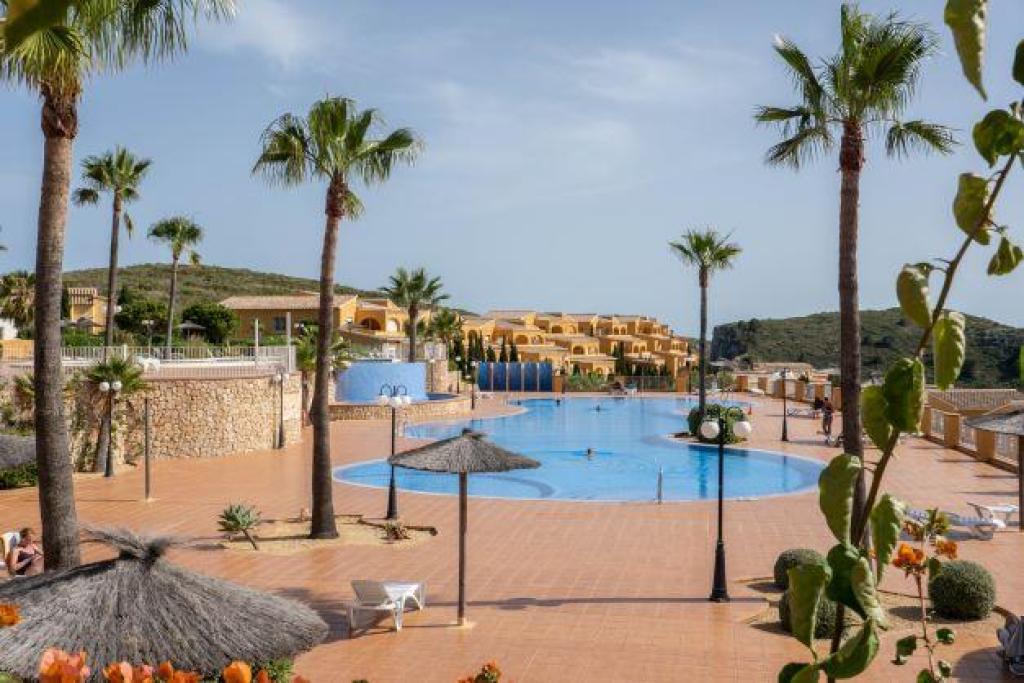 2 bed apartment in Benitachell