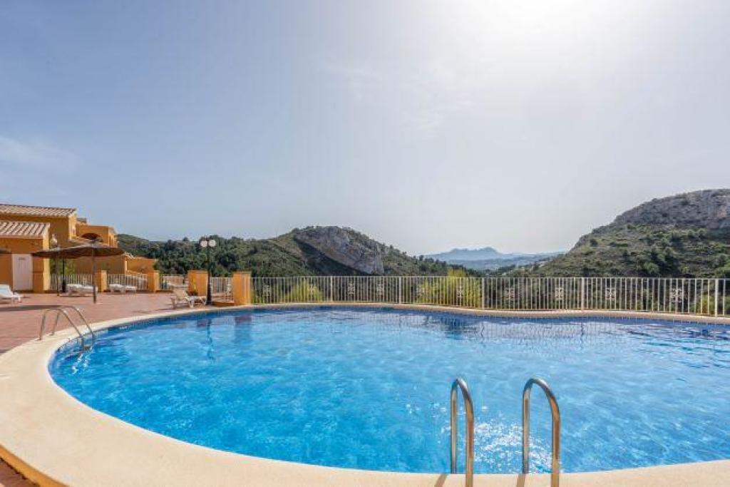 2 bed apartment in Benitachell